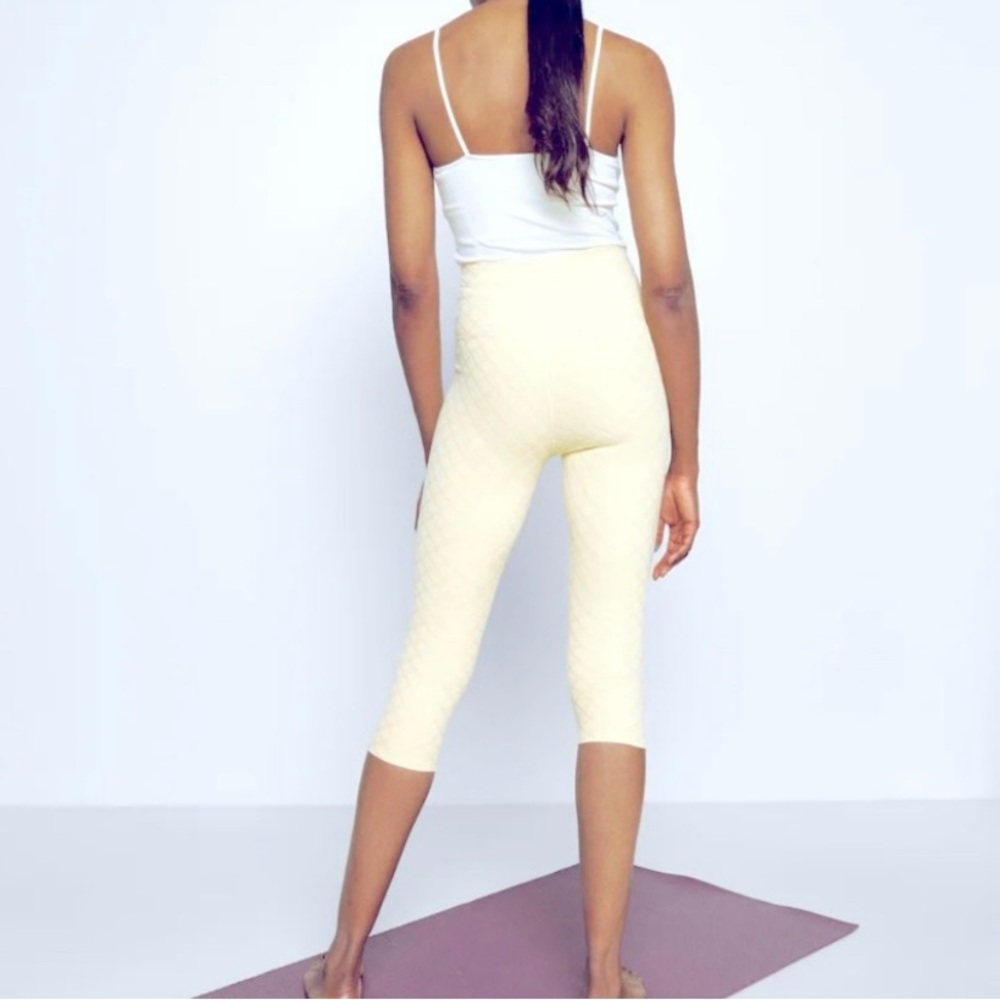 Nike Quilted Crop Leggings